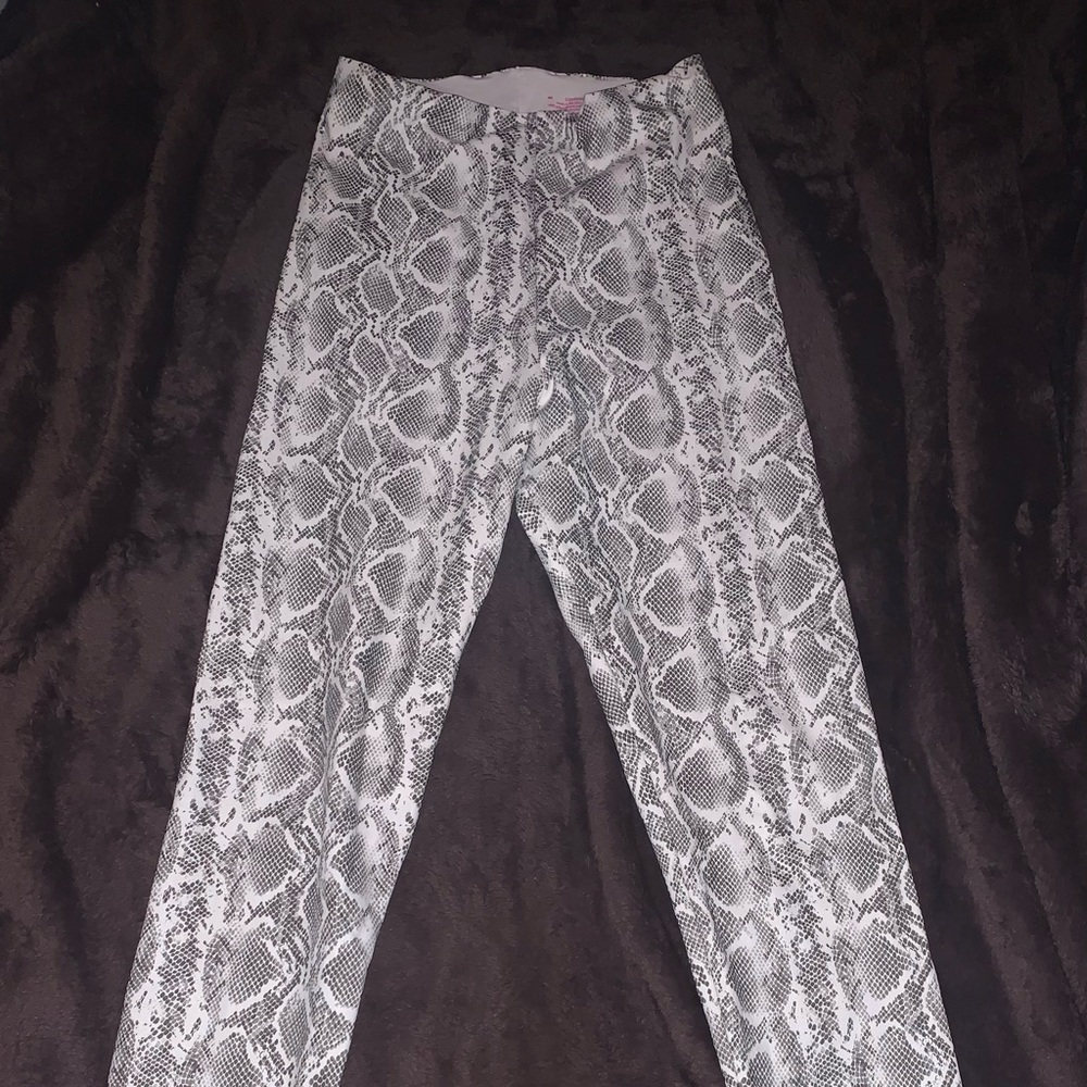 Commando leggings